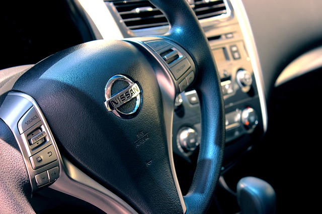 Nissan detail volantu